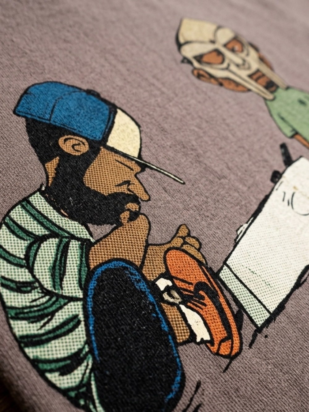 J Dilla with Mf Doom Graphic T-Shirt, Brown Vintage Tee, Cartoon Style Print - Picture 2 of 3